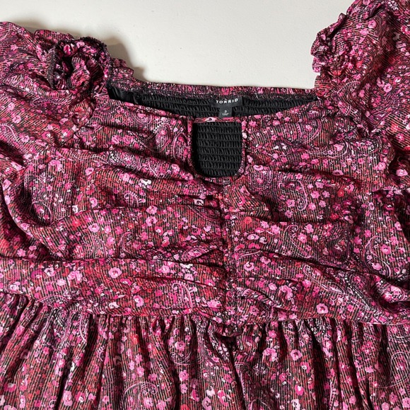 Torrid Women's Peplum Shirred Keyhole Smocked Blouse Sz 3X  Burgundy Paisley - Picture 15 of 16